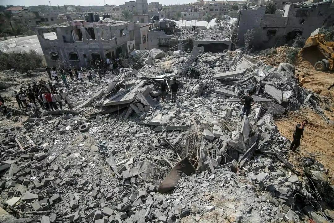 日本不灭，东亚不得安宁！
以色列不除，中东不得安宁！
美帝国主义不倒，世界不得安