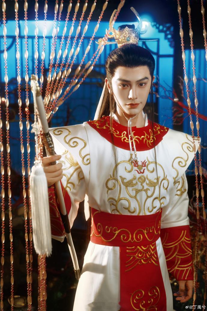 丁禹兮 我继续努力丁禹兮回应没那么火了 27日，有媒体在文章中称丁禹兮今年没那么