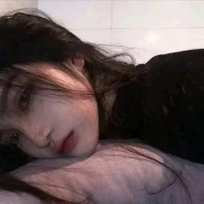 晨起慵懒，温柔与懒散交织的早晨清晨治愈感 自然清新的早晨 早起的治愈时刻 早晨治