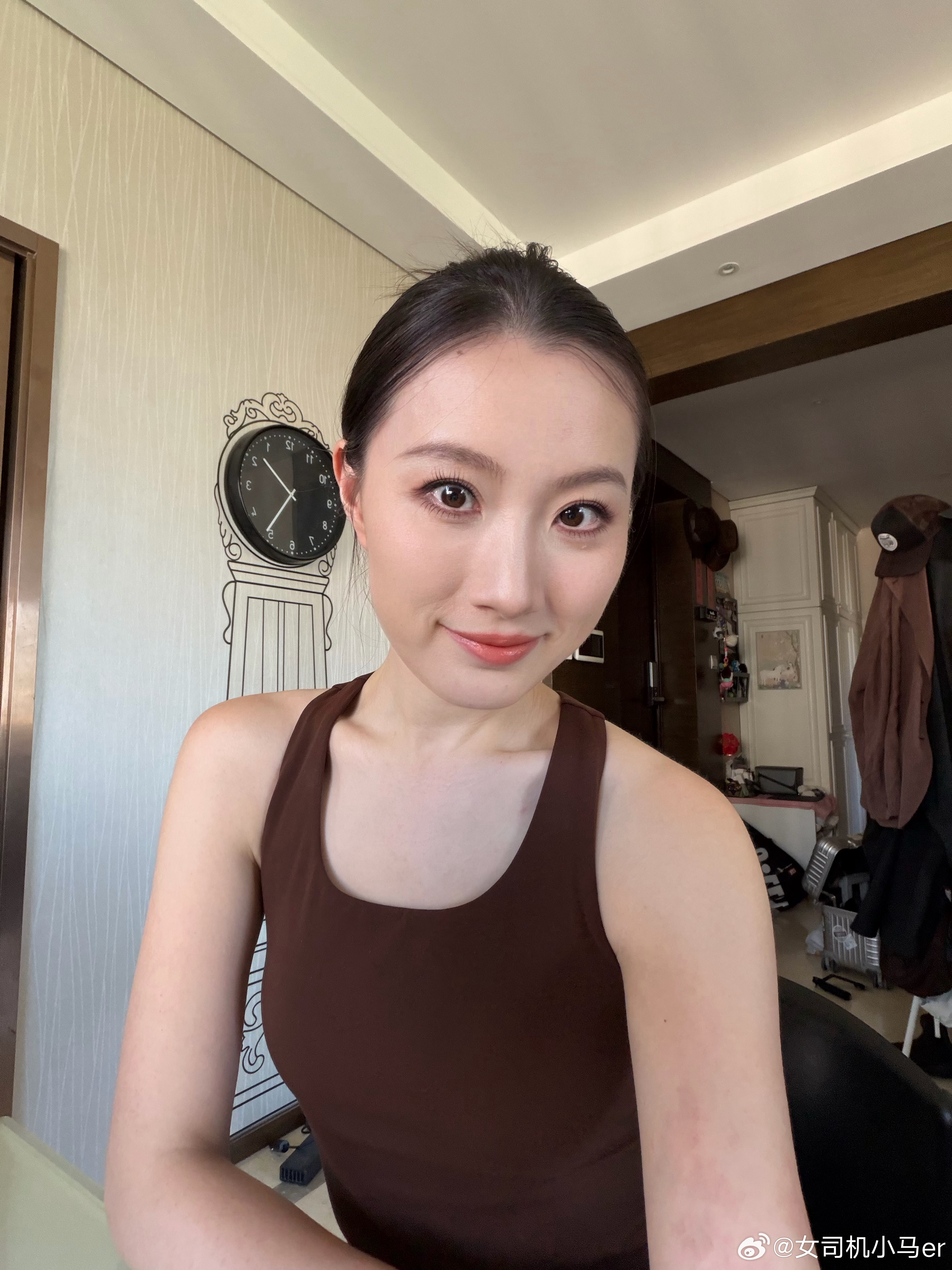 换头结束 今天休闲一点 玩会儿游戏 吃个好吃下午去看个电影！奥德赛、龙餐馆，大家