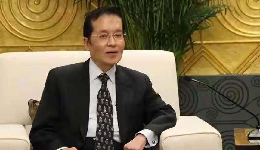 军购刚结束，郑丽文立刻派张荣恭赴陆交底，直接送上一份大礼！

就在5月11日，台