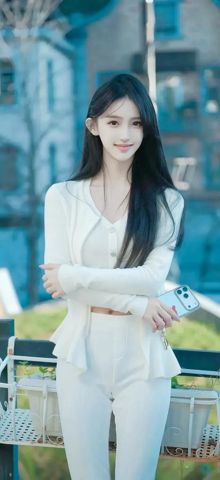 分享一下相册里的美女美女 美女 国色天姿美女照 手机相册美照 ‬美女 张张都是美