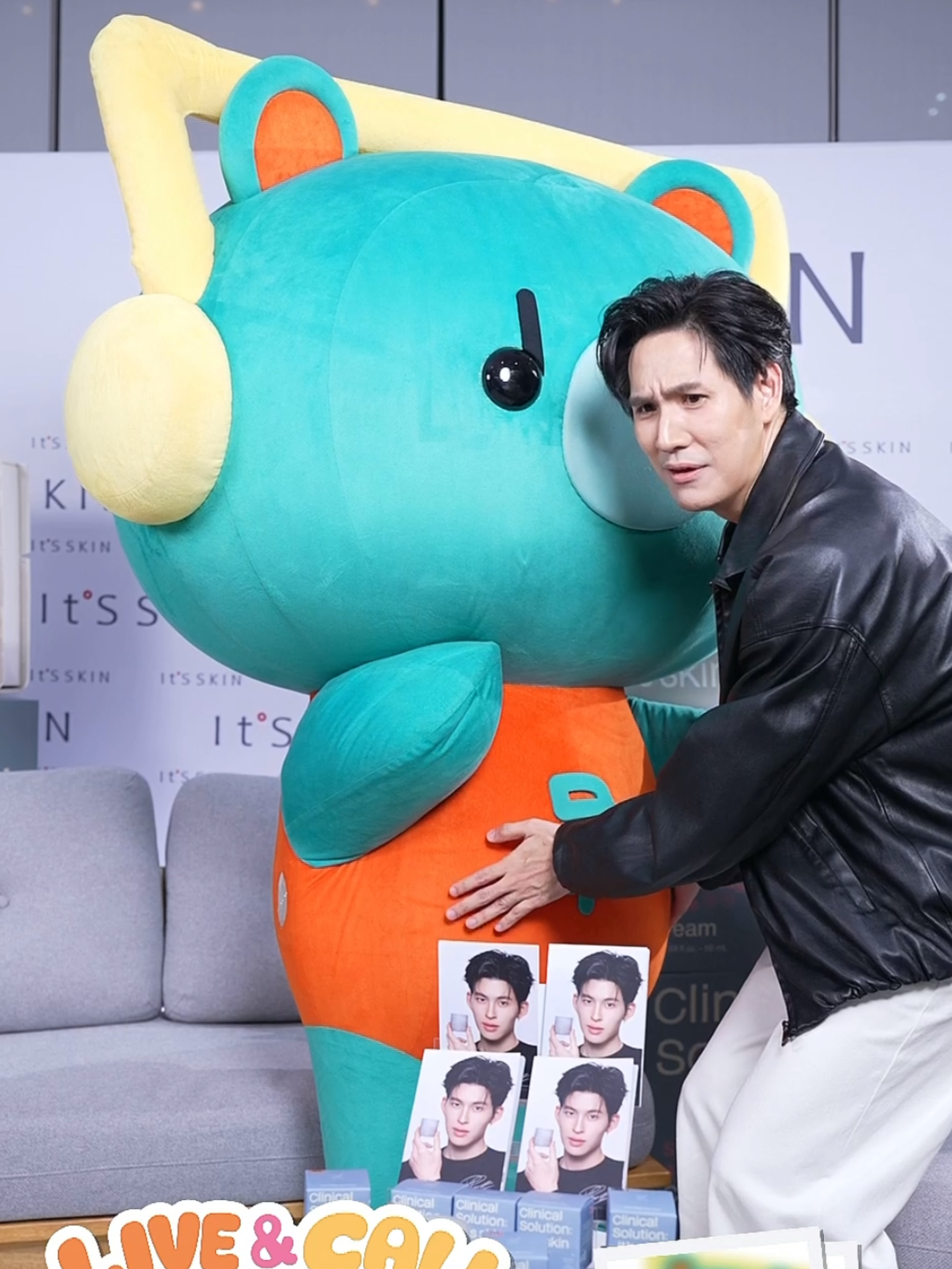 得知有7m点赞说要感动哭了的时候好像真的有表情眼睛亮亮的🥺🥺🥺 