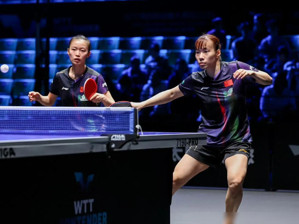 日本队女单五虎压境，我们只剩这一对女双独苗。结果第一局就被打了个4比11。
你