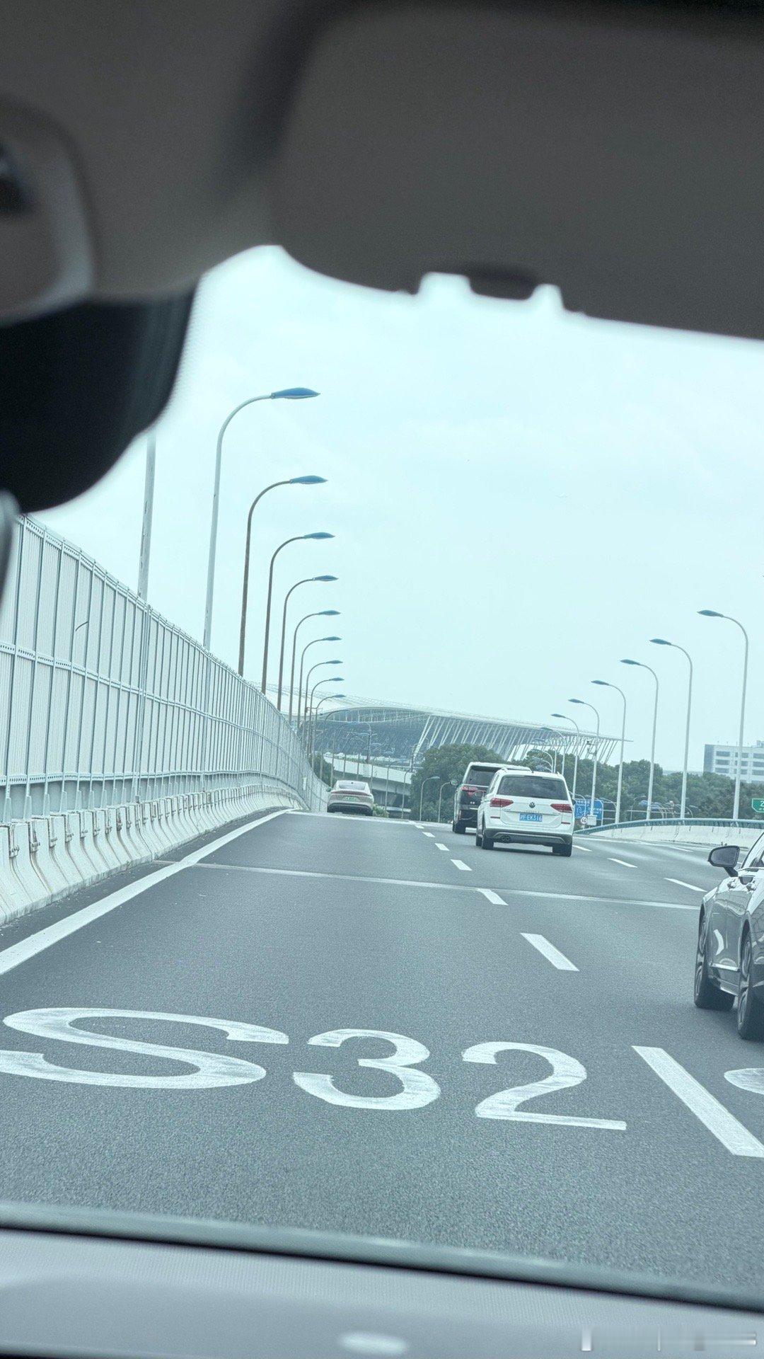 闪现浦东机场。 上海·上海浦东国际机场