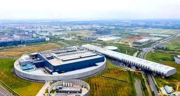 美国已经不可能再工业化，理由很简单：人工成本太高，人太懒。就算台积电在美国建厂，