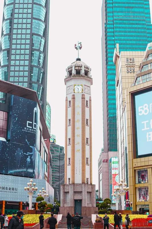 普通人,为什么创业容易失败? 
我是普通人，时间也不多，从年轻时就想创业，但一直