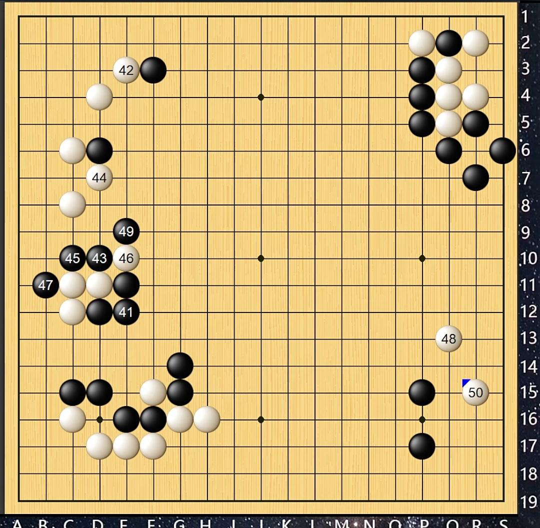 行云流水思维缜密  从容不迫实力碾压

当湖十局杯中国围棋快棋赛半决赛今天下午在