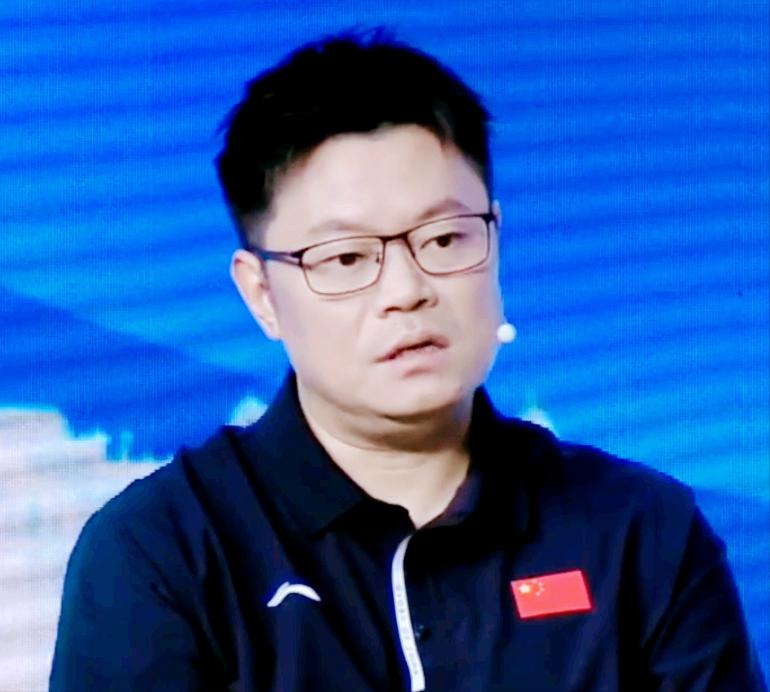笑死我了！松岛辉空和张本智和，谁对国乒威胁更大？侯英超太能说了，程靖淇插两个字，
