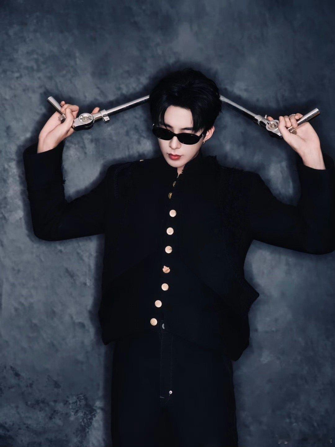 刘宇宁说要和粉丝马上相见 这句“马上相见”也太苏了吧！刘宇宁官宣加盟北京台春晚，