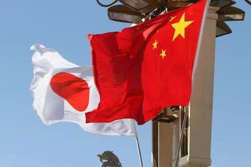 多条热点战线同时升温！7 月 31 日新加坡联合早报刊发评论文章，文中写道，当中