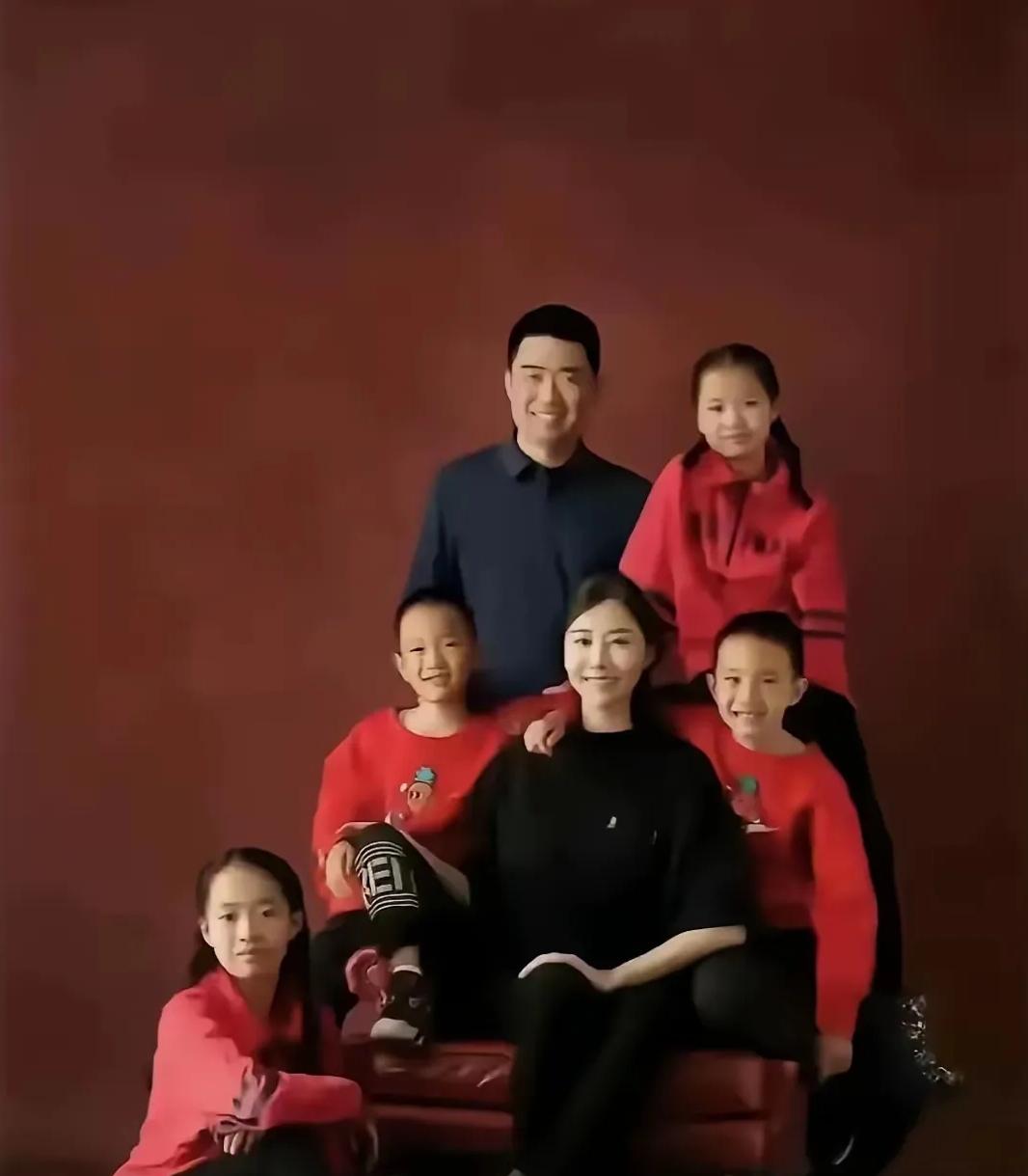 李想是河北石家庄首富，我不意外，李想和老婆王蕾将迎第六娃，我也不意外，让我想不到