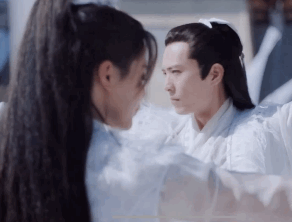 亲亲小凤舞亲亲小洛天然 ​​​