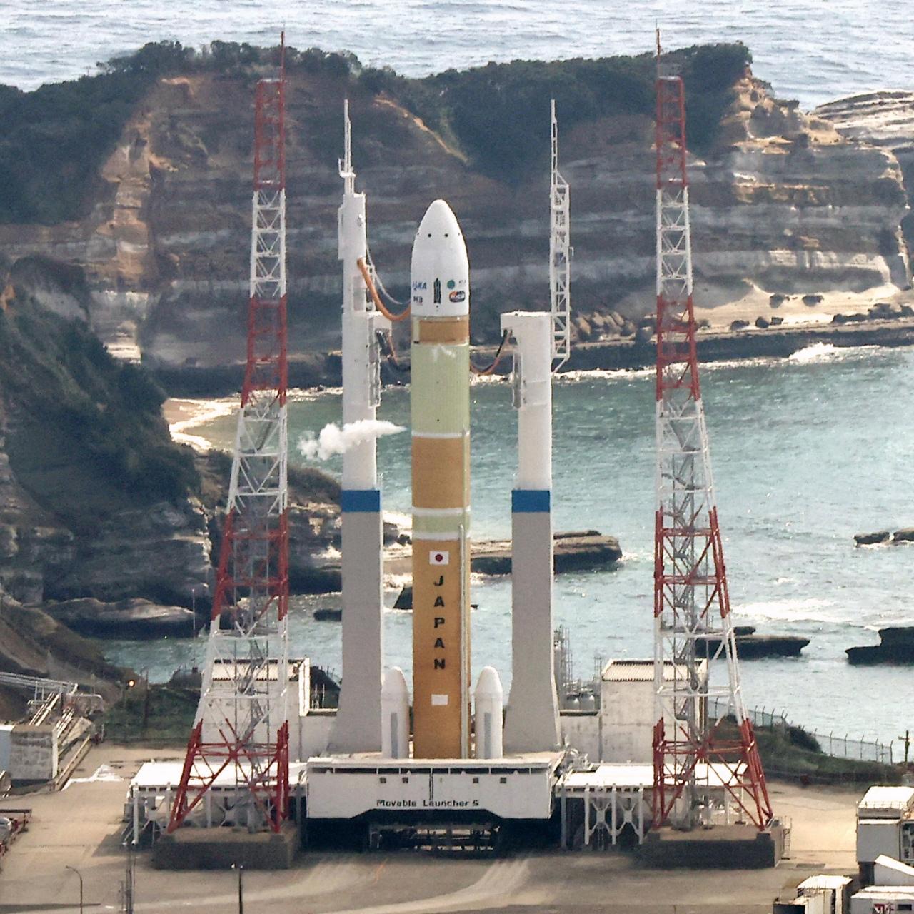 日本宇宙航空研究开发机构（JAXA）5月24日，在种子岛宇宙中心的组装车间向媒体