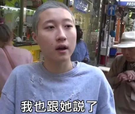 我的女儿已待业近九个春秋，日复一日，工作的影子似乎渐行渐远。起初那两个月，我未多