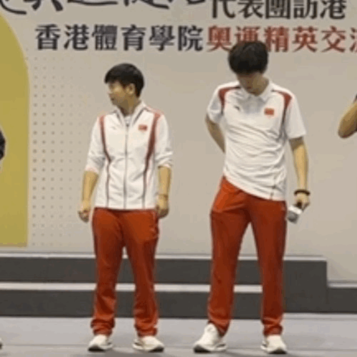 哈哈哈蛮可爱的 ​​​