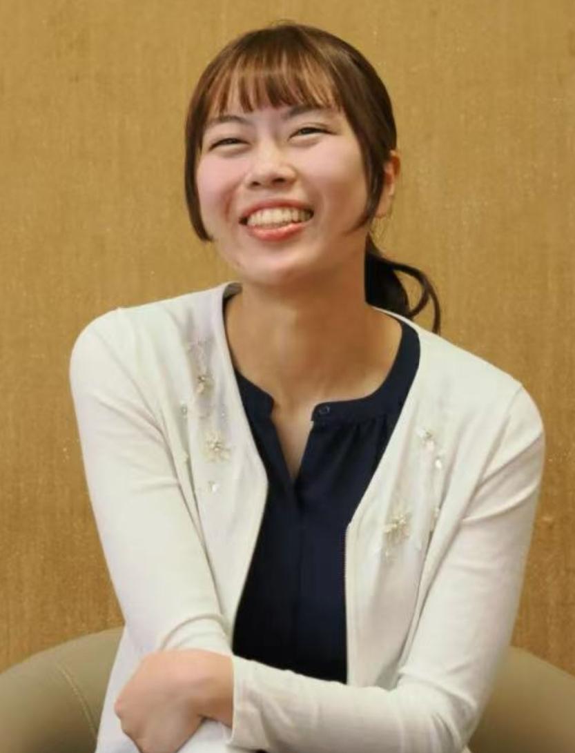 棋圣战姐姐挑战妹妹~
时隔40年日本再度上演姊妹对决


由日本棋院主办的Dom