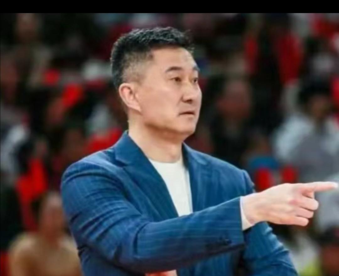 篮协下发专项核查文件，整治联赛经纪关联乱象引球迷热议
 
中国篮协近期出台专项核