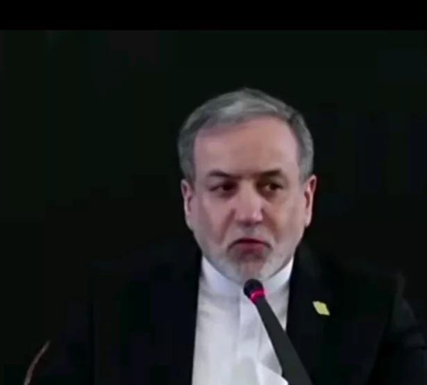 塔斯社报道，当地时间15日，伊朗外长阿拉格齐表示，他已就中东局势问题，和法国外长