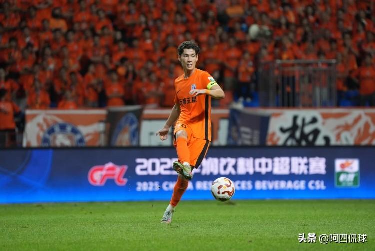 归化球员侯永永报国无门，再次落选中国国家队集训名单，让人看不懂。今天，中国国家队