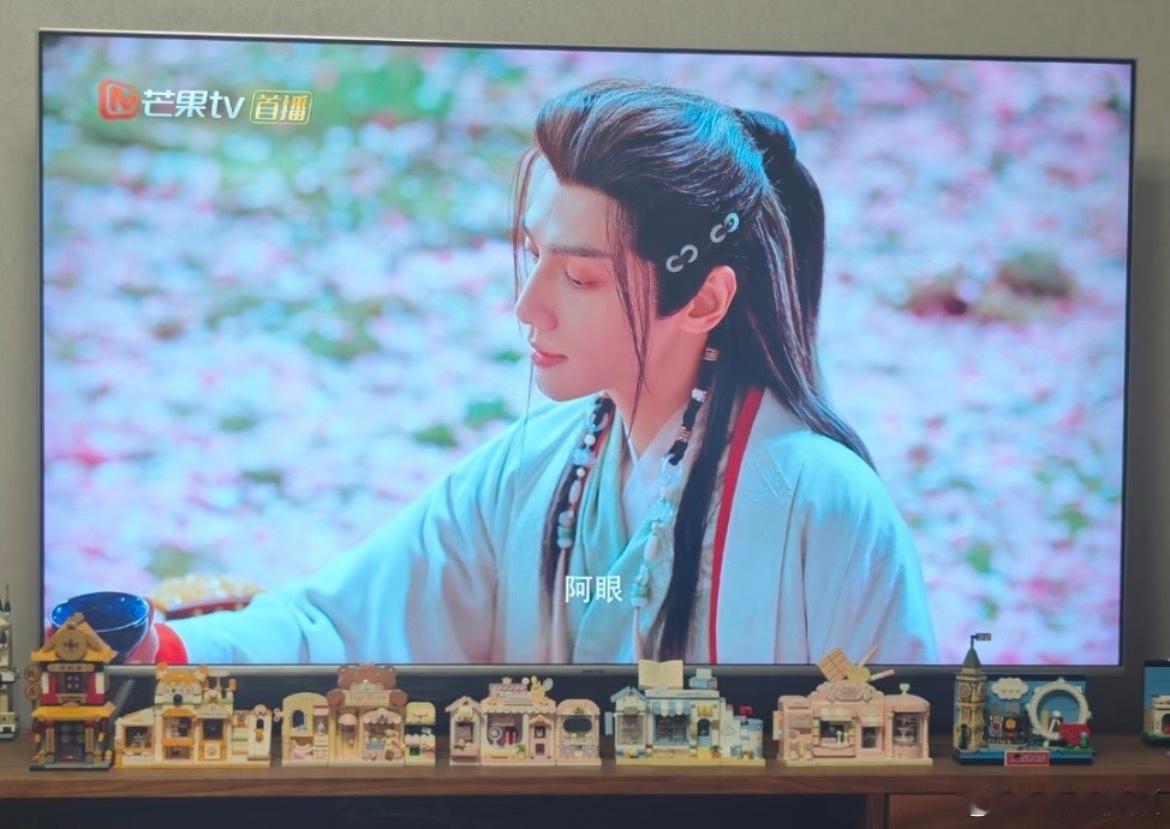 这才是我们观众爱吃的漂亮饭 水龙吟的特效是真懂中式美感，墨龙穿屏那下直接看愣，琴