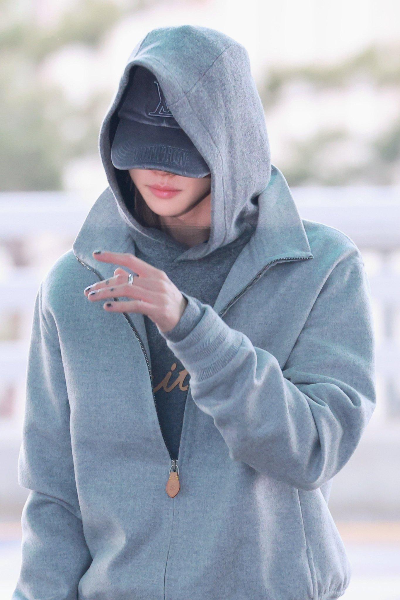 巴黎男装周｜机场出发照徐明浩 —— Louis Vuitton 2026秋冬男装