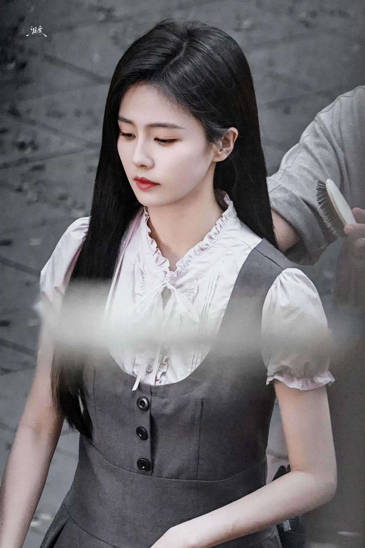 白鹿谭松韵cvb收视实绩怎么不带白鹿不会走路了？请独立行走谢谢，我们鹿鹿在认认真