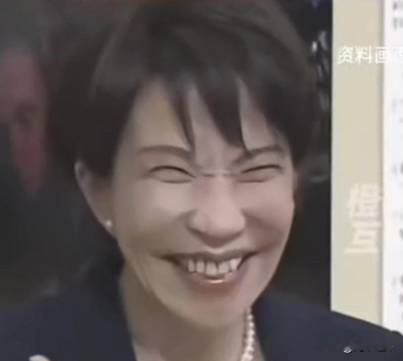 12月26日这根敏感神经得绷紧了。十年前安倍“拜鬼”让中日关系跌入冰点，如今其“