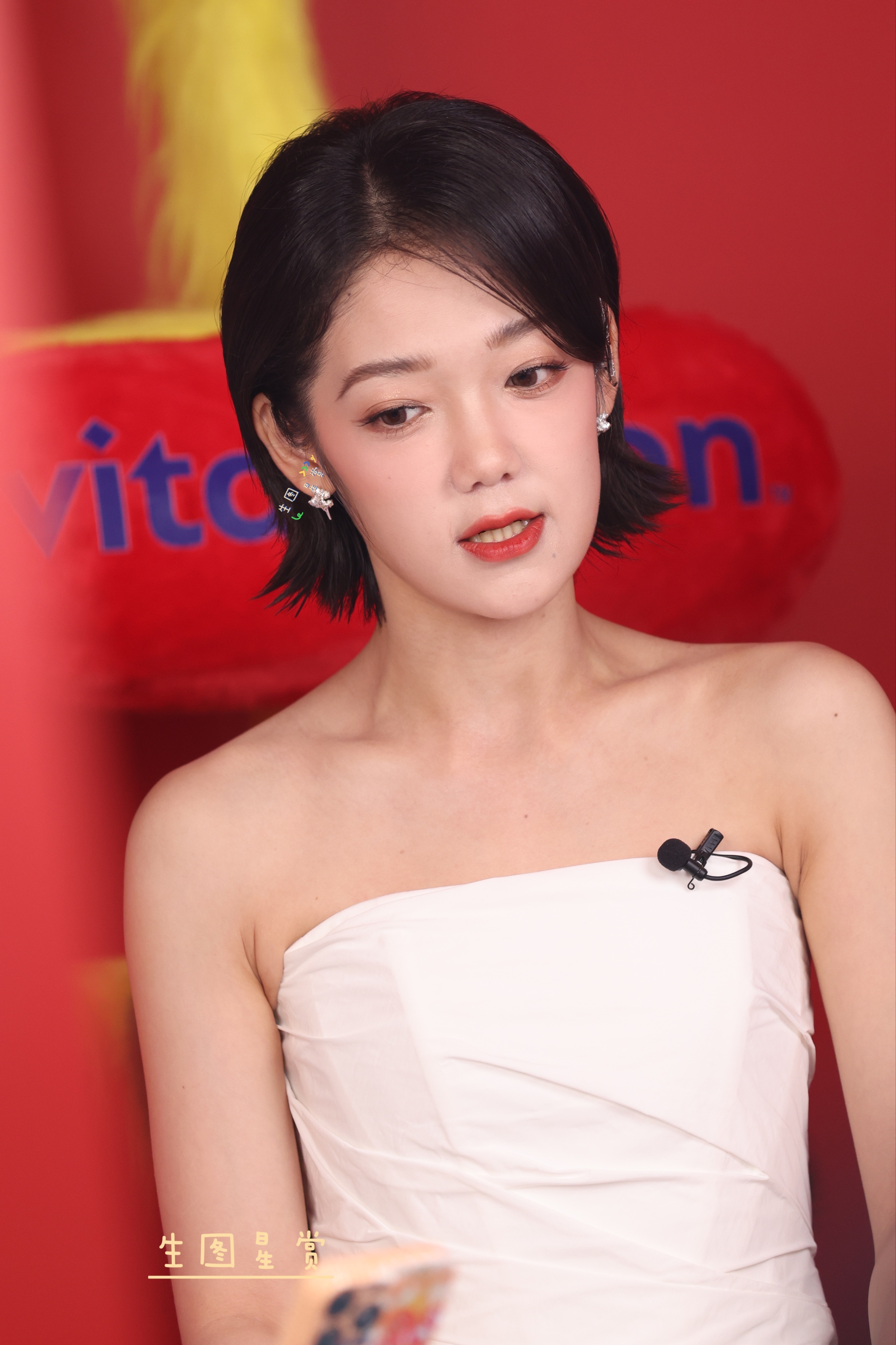 希林娜依高×京东快闪活动怎么拍怎么美🫧希林娜依高现场live实力太强了希林娜依