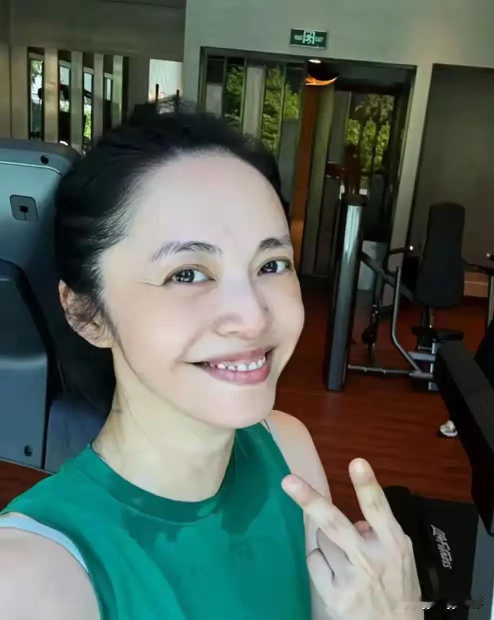 姚晨工作室深夜发文，为姚晨撇清与电影《监狱来的妈妈》的关系，否以参与了电影的拍摄