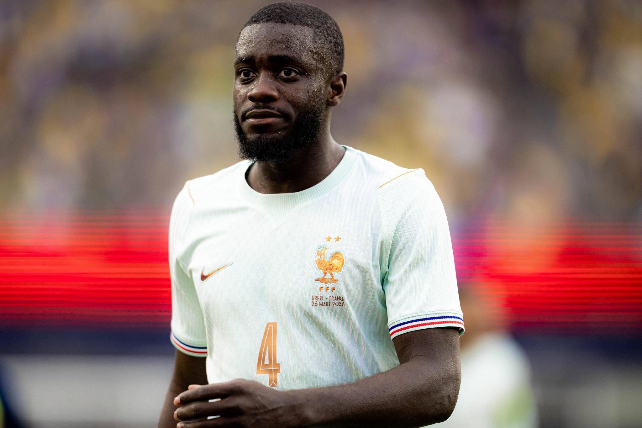 德尚已允许乌帕梅卡诺离开美国训练营返回慕尼黑。此前，乌帕梅卡诺在对阵巴西的比赛中