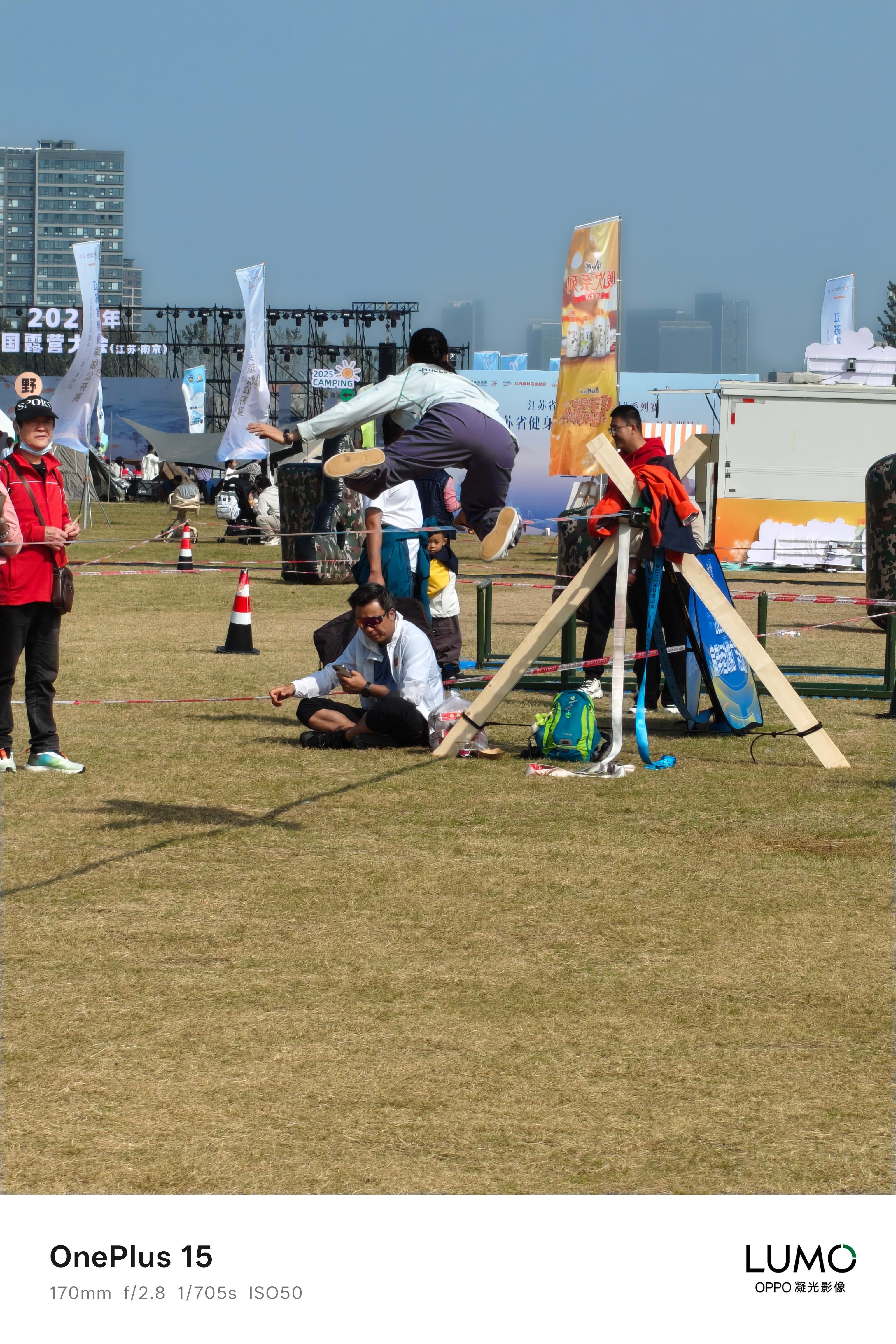 这小姐姐绝对是高手，原来扁带是这么玩的[求饶] ​​​