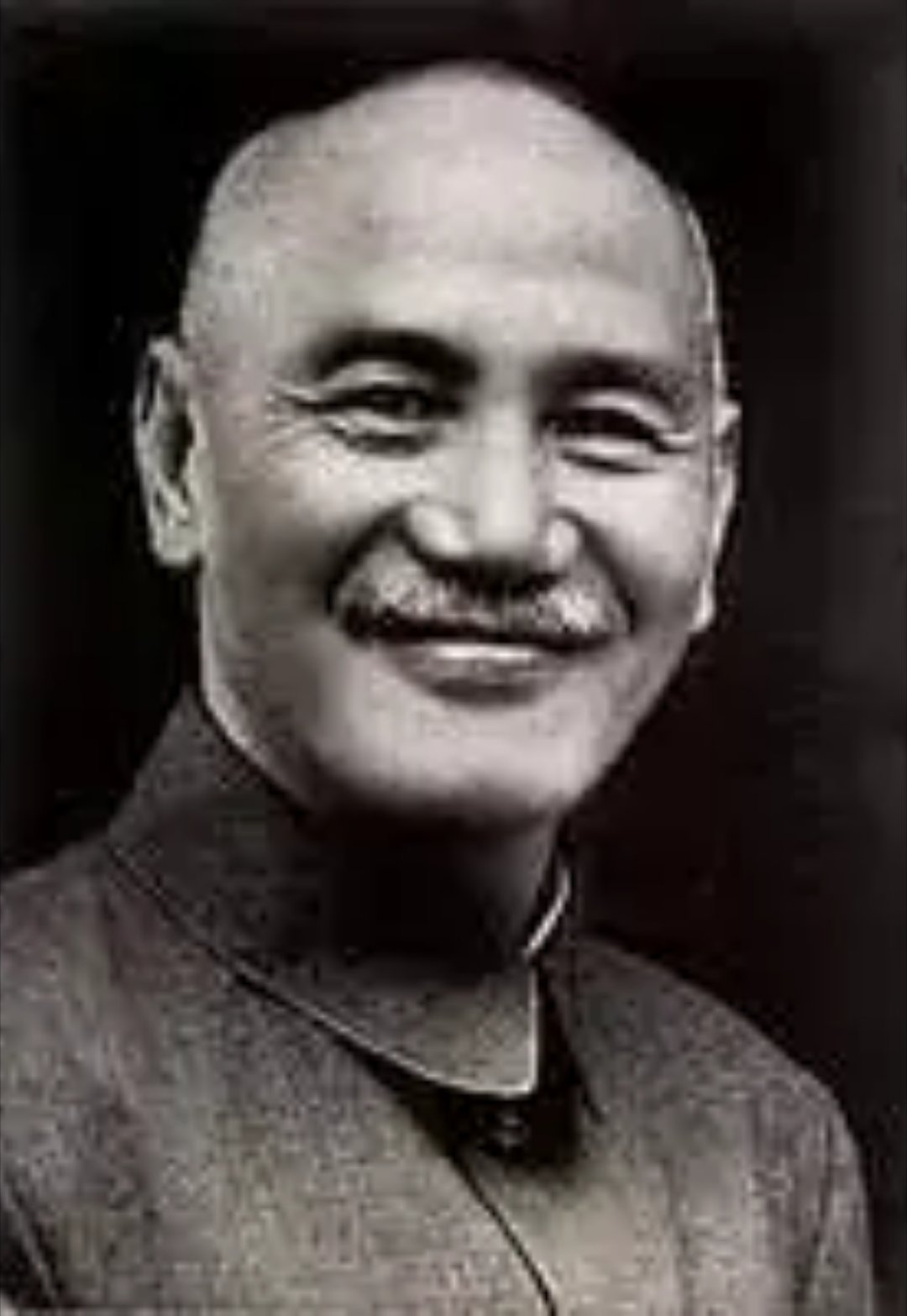 如何评价蒋介石？历史