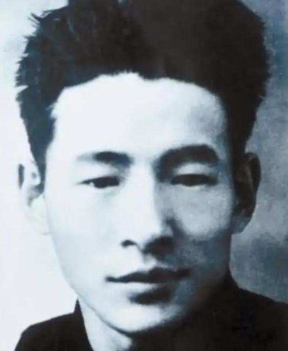1951年谢觉哉收烈士遗孀寄照，随即请教毛主席：您是否了解丛德滋的事迹？
194