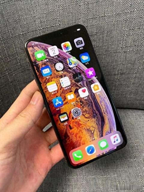 iPhone 18 Pro Max这次真分家了：标准版不一起发，2TB卖到21499元