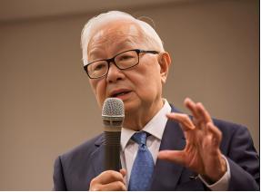 台积电创始人张忠谋，受访时再次语出惊人：“我真的认为，我的国家——美国，仍然是世