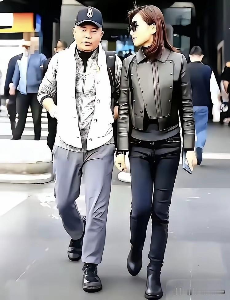 这王珂确实是命好，别人的妻子只要男人没钱了十有八九会选择离婚和破产的丈夫撇清关系
