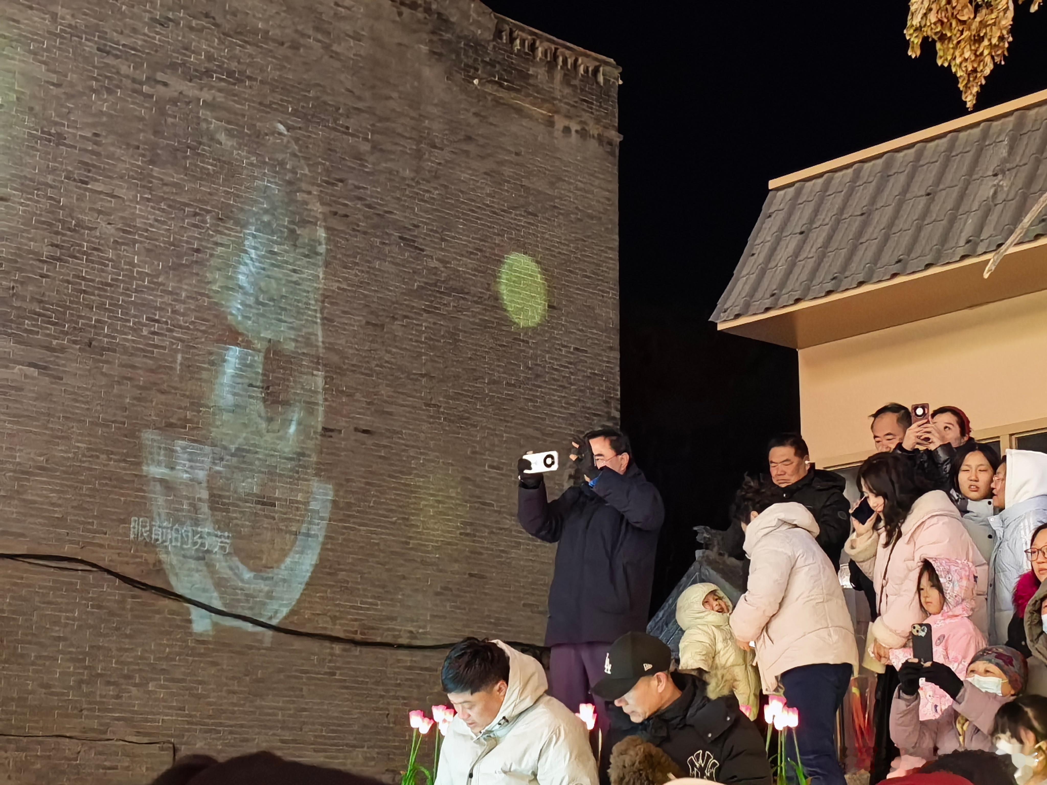 偶遇华为Mate80 朝阳·慕容街