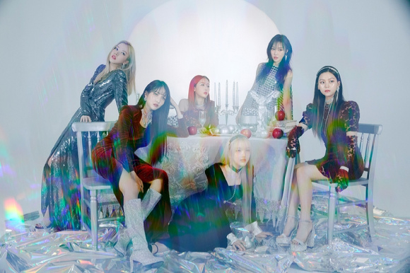 #GFriend明年1月重组# 据多位音乐界人士透露，GFRIEND以明年1月为
