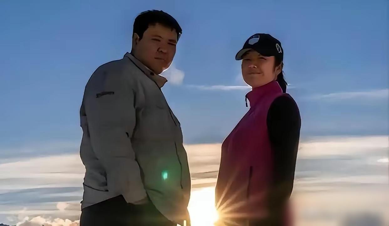当年全网都说张昕宇、梁红这两口子瞎折腾，纯败家，把自己所有房子、公司全卖了，跑去