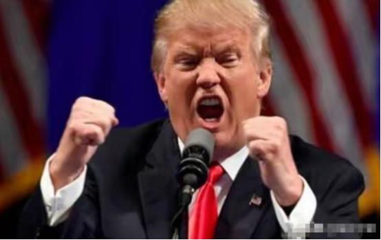 打起来了！一觉醒来，中东传来坏消息！特朗普：美军把伊朗货船炸了个洞！
 
今天是