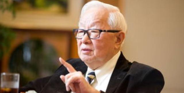 台积电创始人张忠谋，受访时再次语出惊人：“我真的认为，我的国家——美国，仍然是世