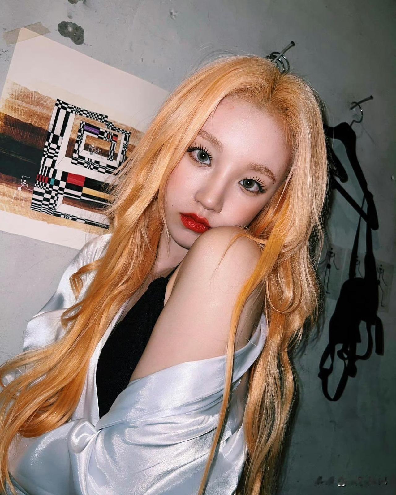 宋雨琦蕾丝小吊带