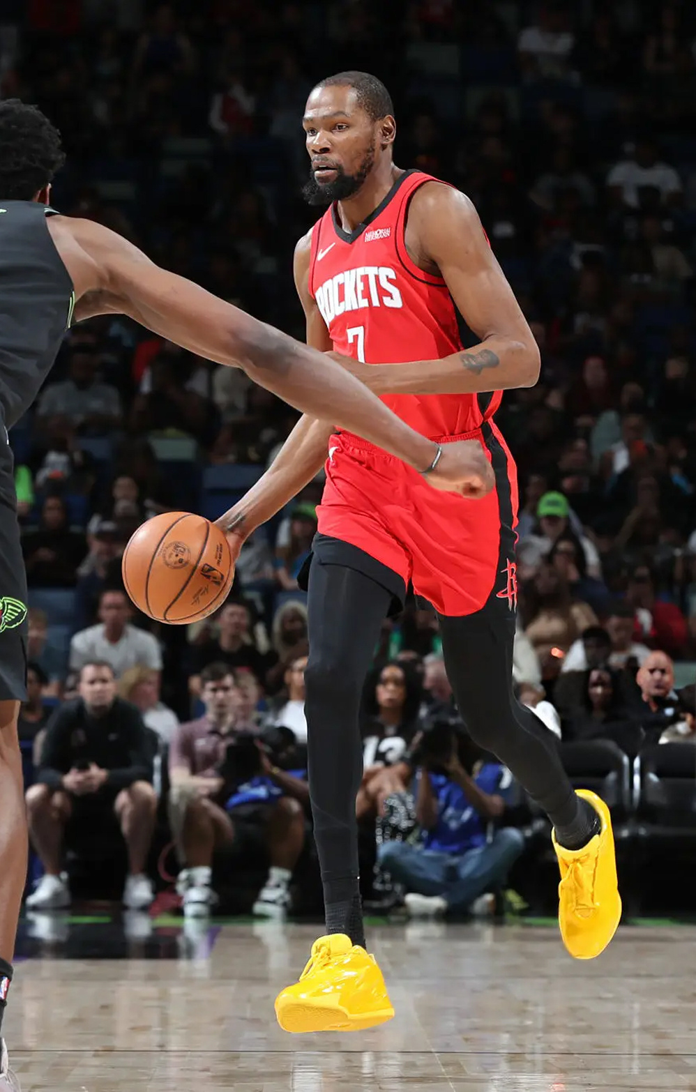 凯文·杜兰特 · Nike KD19登场29分钟 16投7中20分 4篮板 6助