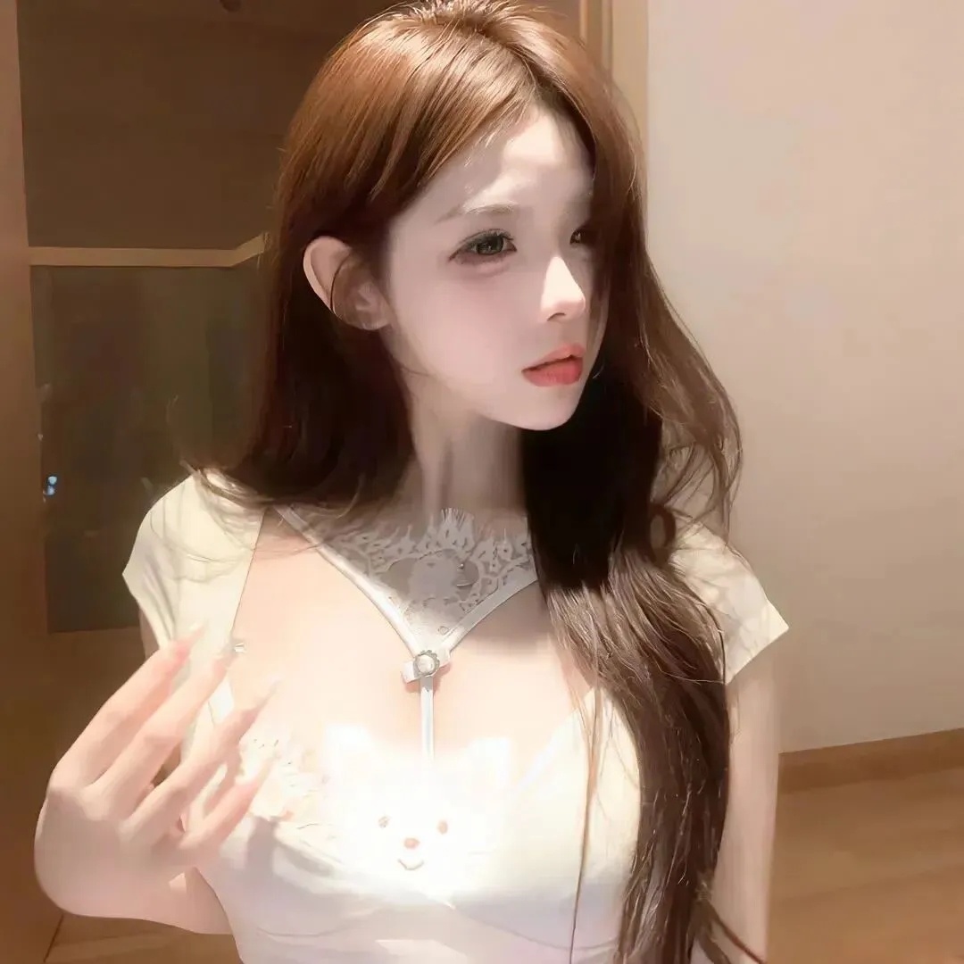 女生头像｜𝙒𝙚𝘾𝙝𝙖𝙩 小众氛围感女头｜感受到幸福的时候能放慢倍速就