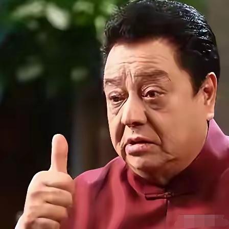 如今的相声界，美食家、收藏家、文学家、书法家、摄影家、音乐家、社会活动家……多多