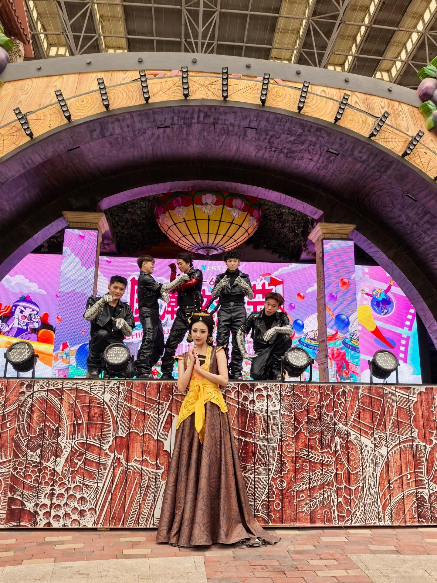 不营业的时候就去看看巡游叭🤔