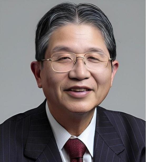 日本要气死了！日本顶尖科学家藤岛昭，竟带着他们的机密技术，连夜组团投奔中国，他还