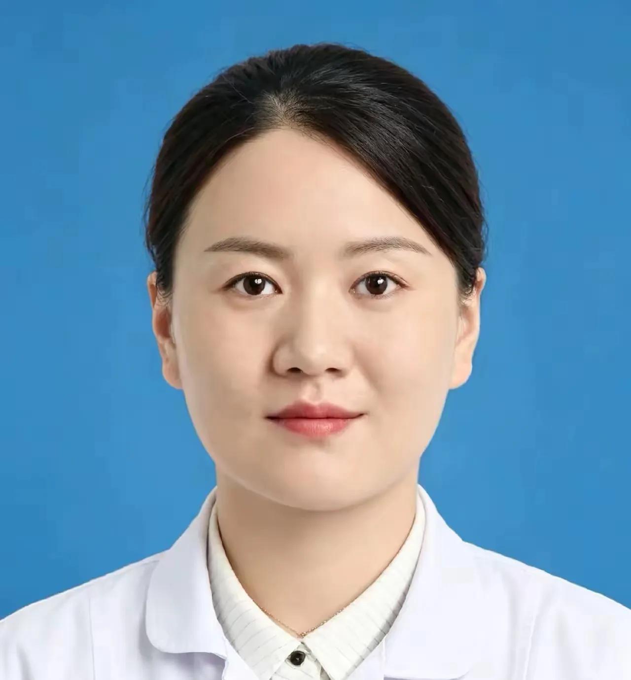 太让人敬佩了！38岁河南女子丧夫后带着11个月的大幼子和婆婆闯上海，10年坚守成