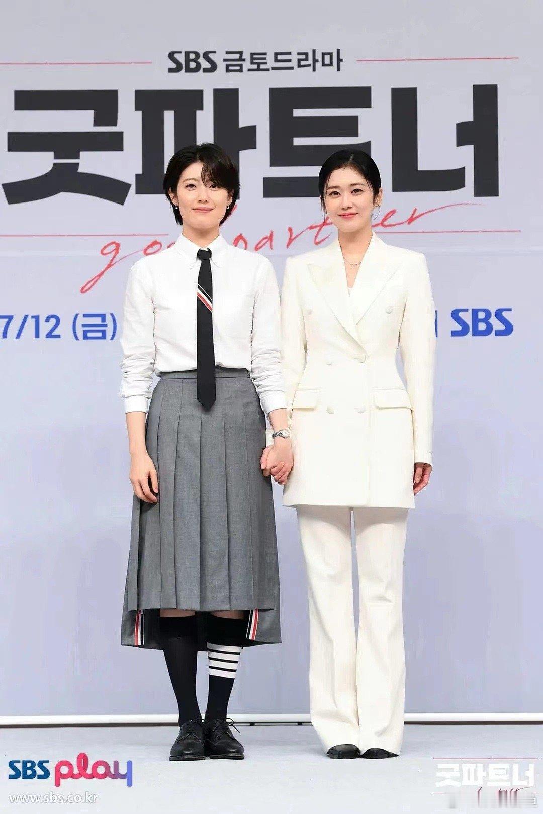 张娜拉，44岁了，好牛的状态啊！ ​​​